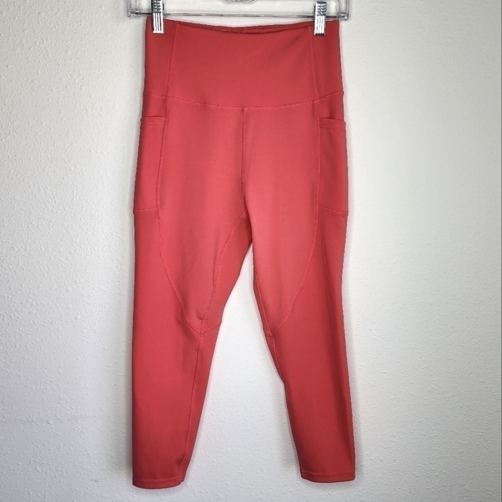 Body Glove Cropped Capri Leggings High Rise Bright Pink Medium